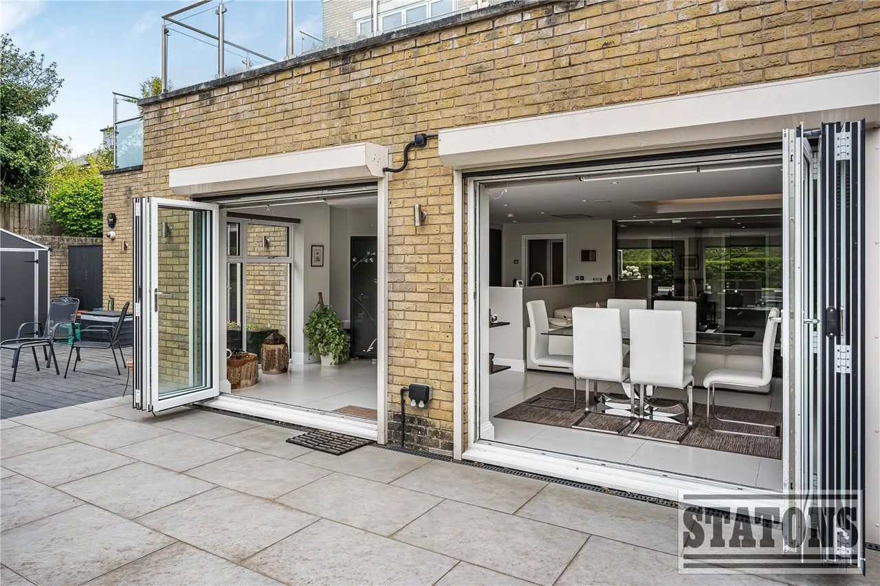 Cockfosters Road, Hadley Wood, EN4 0JS, photo 13