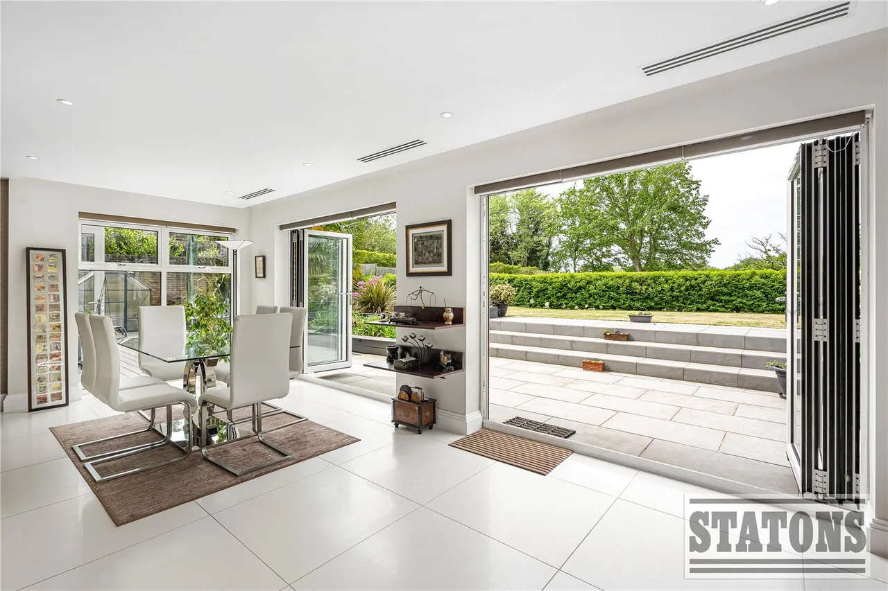 Cockfosters Road, Hadley Wood, EN4 0JS, photo 4