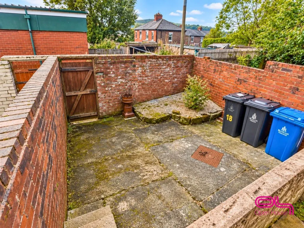 Laurel Avenue, Darwen, BB3, photo 17