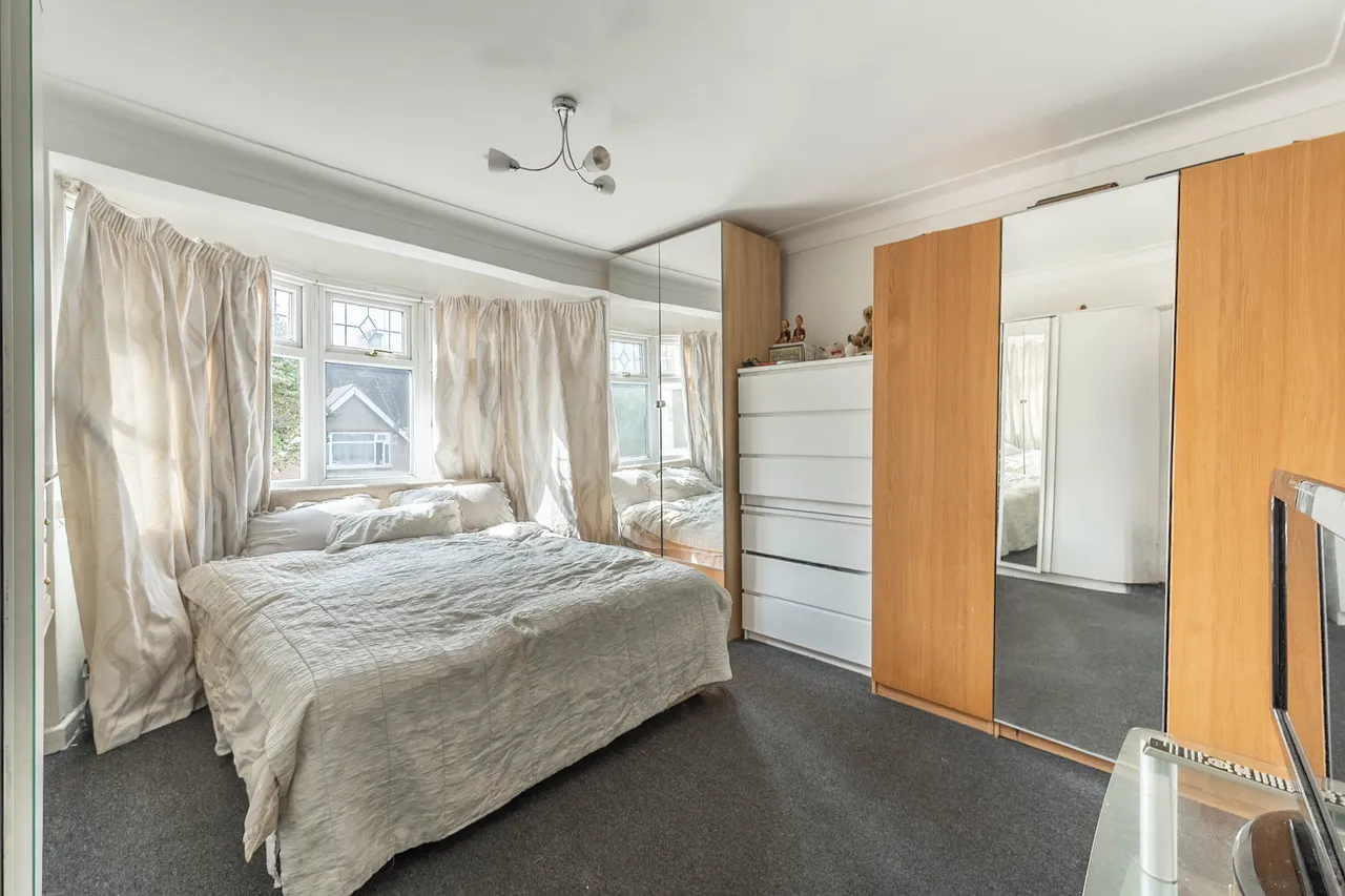 Edgware, HA8, photo 13
