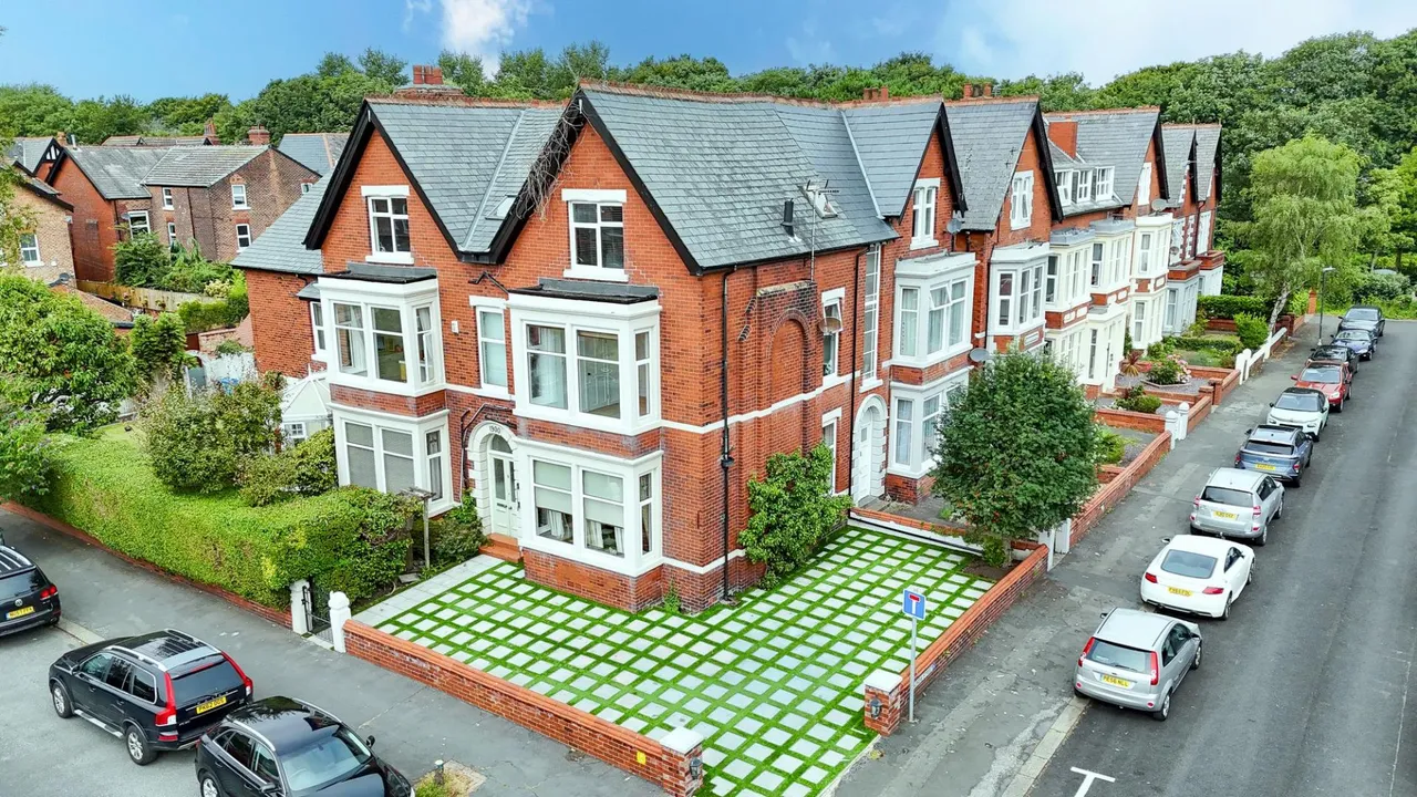 8 bed house for sale, Upper Westby Street, Lytham St. Annes, FY8