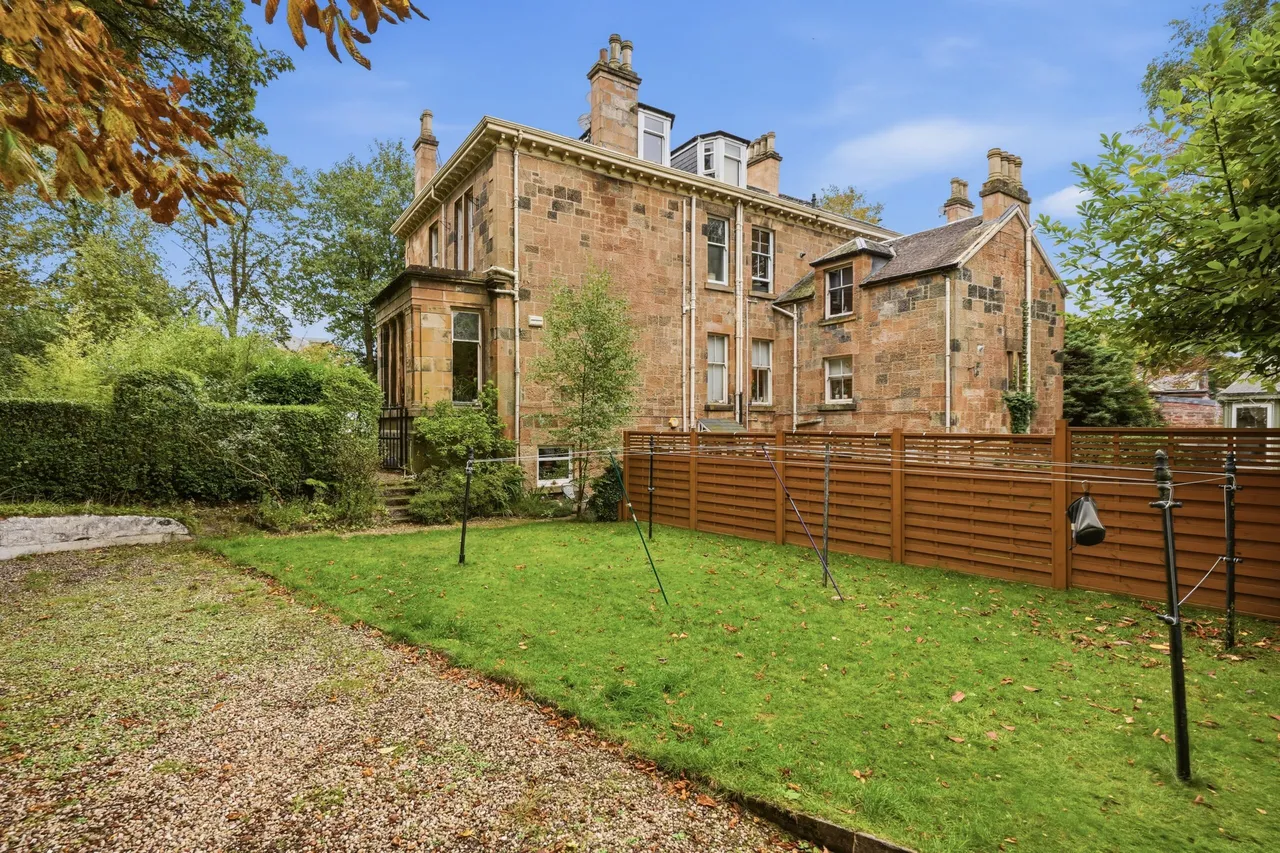 St Andrews Drive, Pollokshields, G41, photo 17