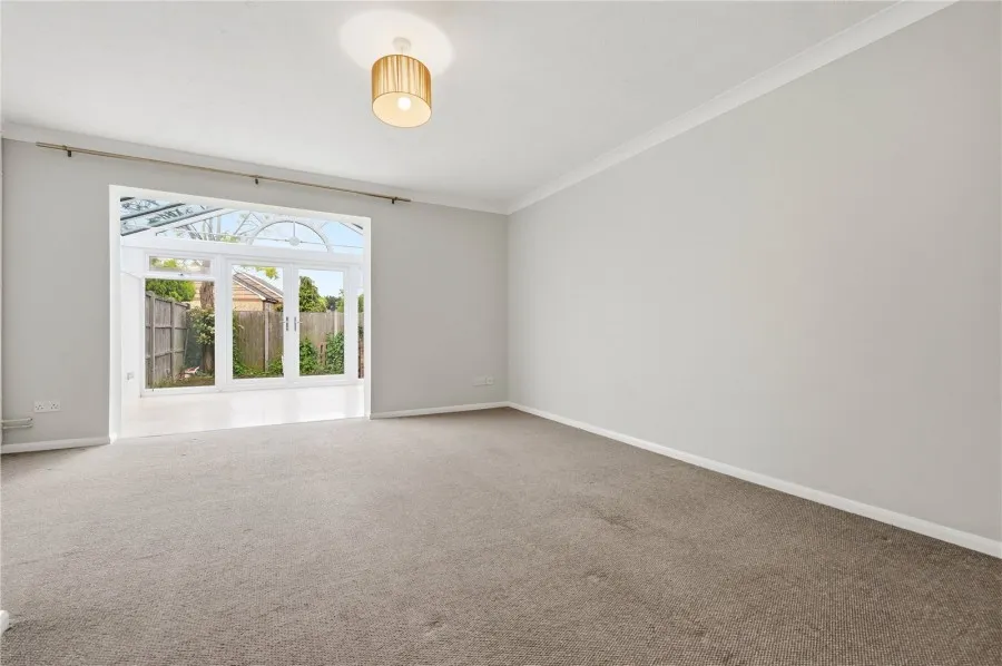 House Under Offer with 2 bedrooms in Saffron Walden, CB10, photo 5