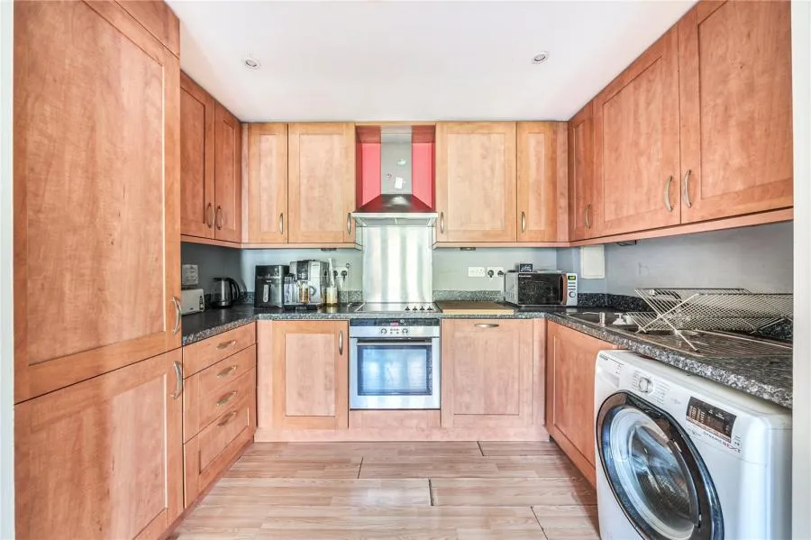 Gordon Road, Haywards Heath, RH16, photo 3
