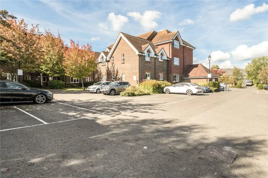 Gordon Road, Haywards Heath, RH16, photo 15