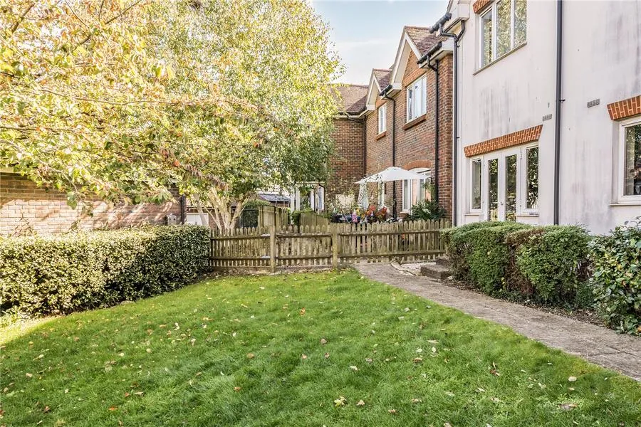 Gordon Road, Haywards Heath, RH16, photo 14