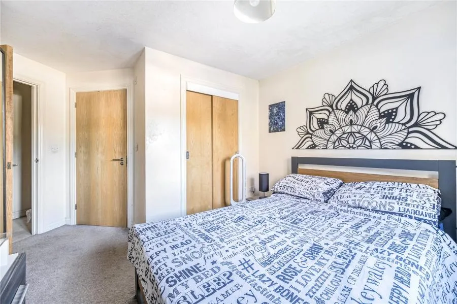 Gordon Road, Haywards Heath, RH16, photo 7