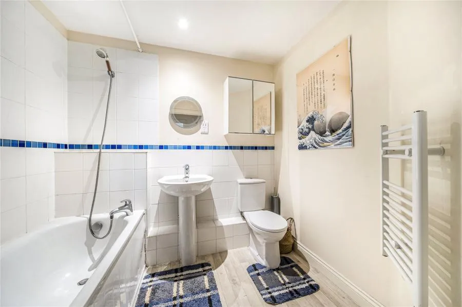 Gordon Road, Haywards Heath, RH16, photo 8