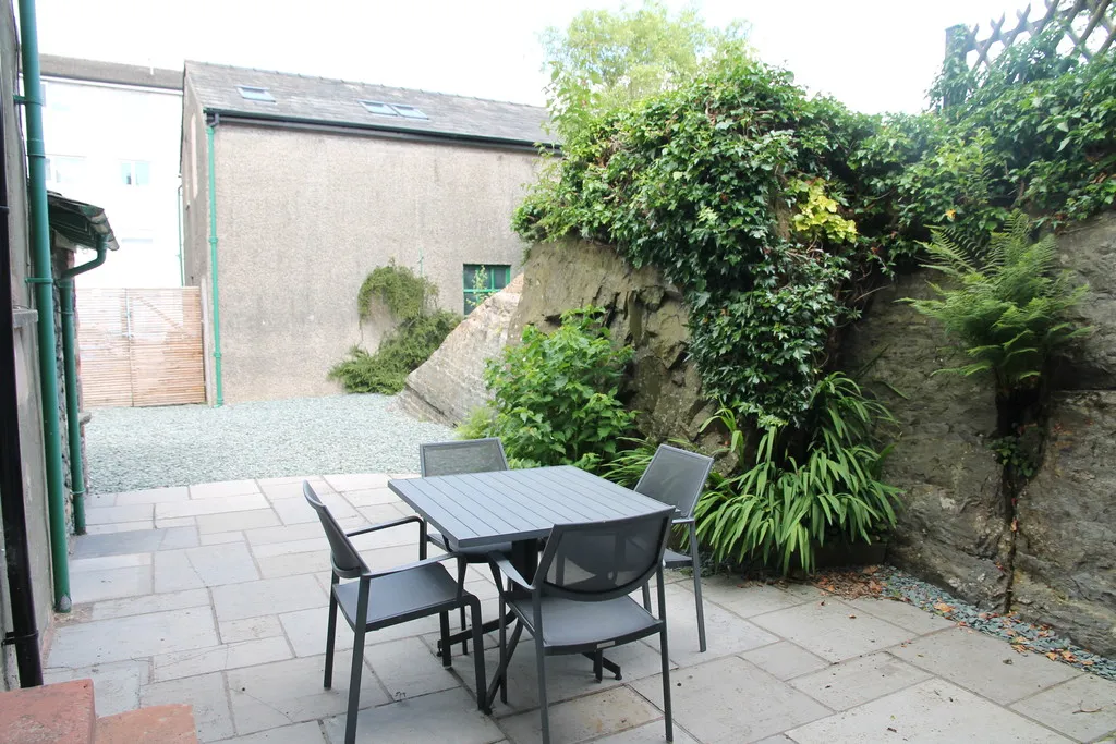 Broad Street, Windermere, LA23, photo 14