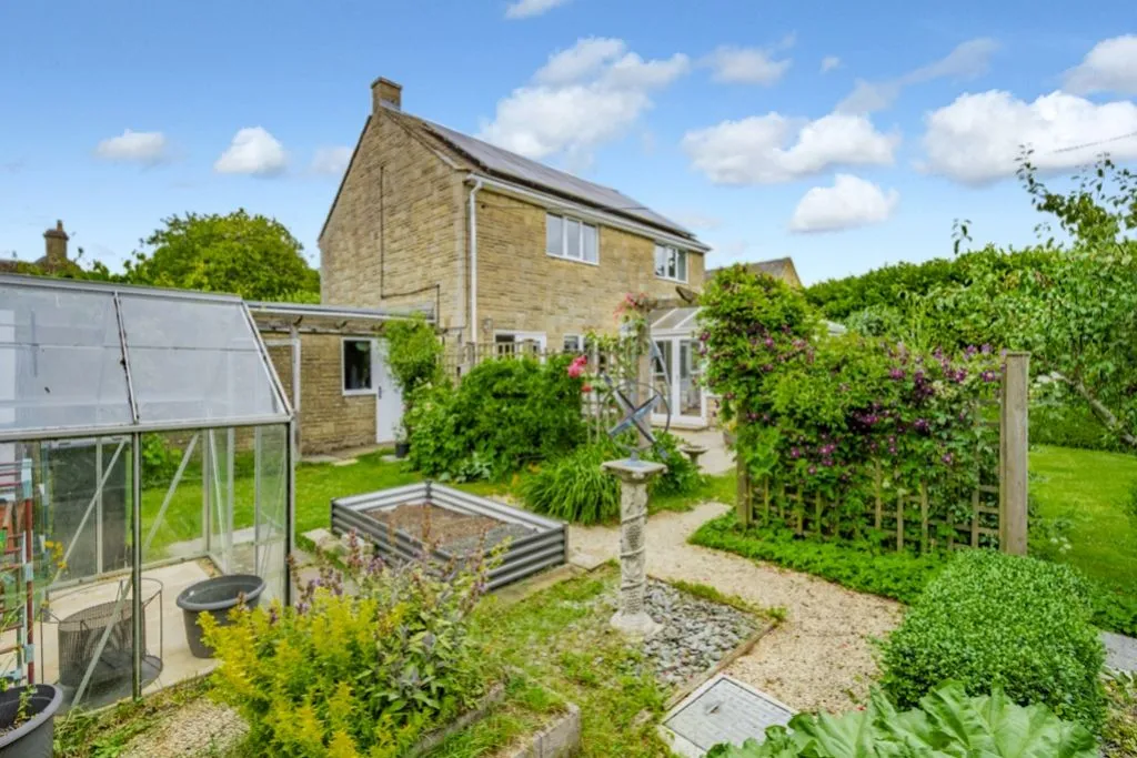 Woodmancote, Cirencester, GL7, photo 2