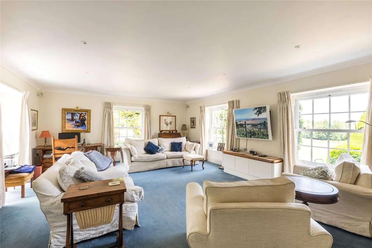 Court-at-Street, Hythe, Kent, CT21 4PE, photo 2
