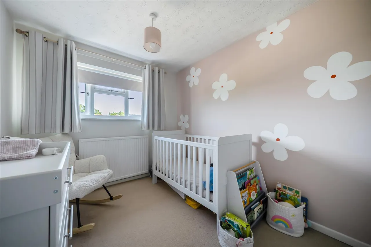 Andrews Close, Chippenham, SN14, photo 14