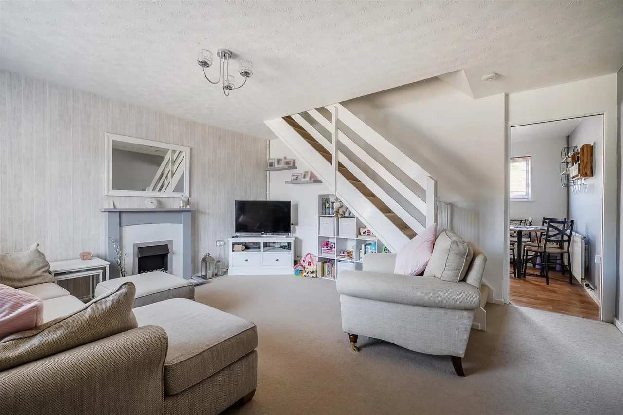 Andrews Close, Chippenham, SN14, photo 7