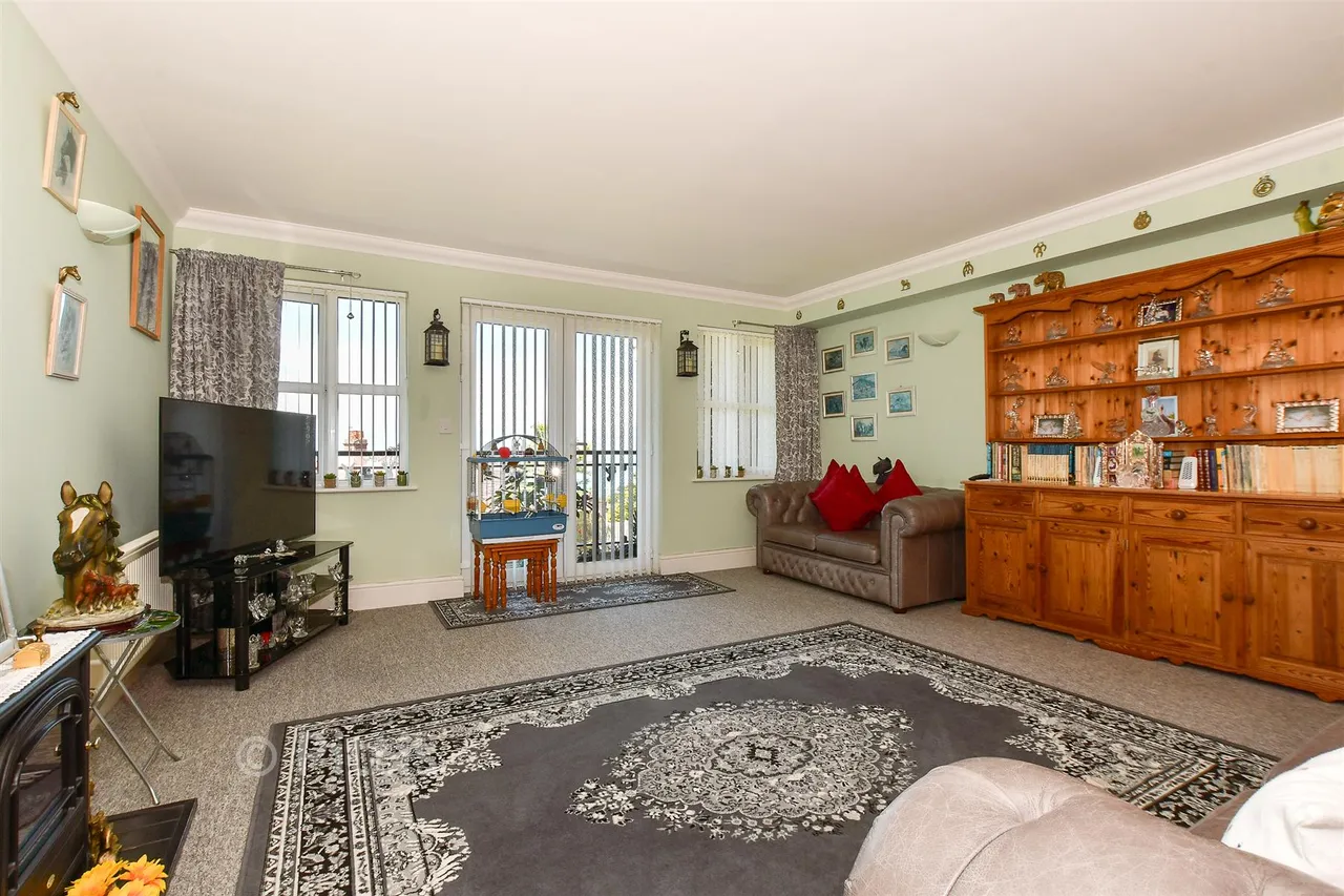 Church Hill, Totland Bay, PO39, photo 9