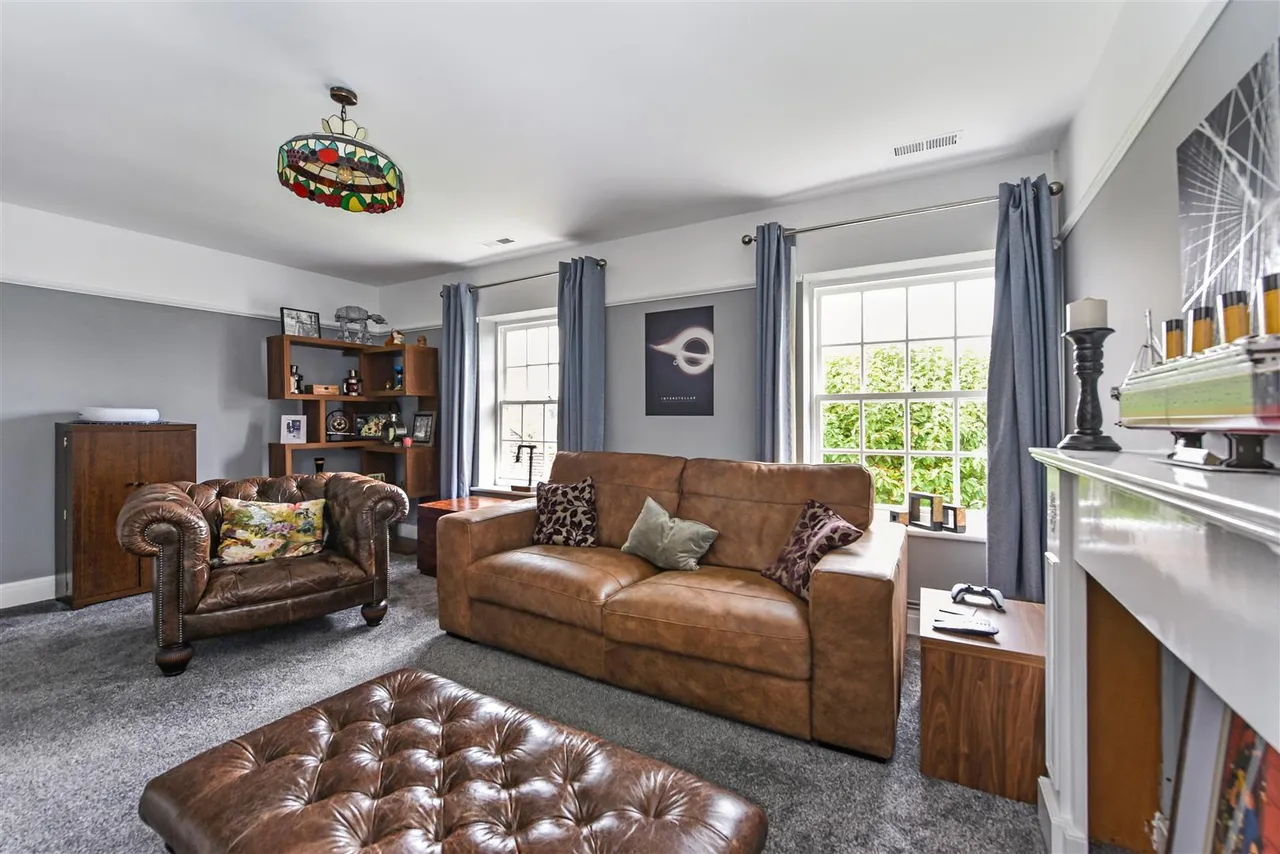 Westgate, Chichester, PO19, photo 6