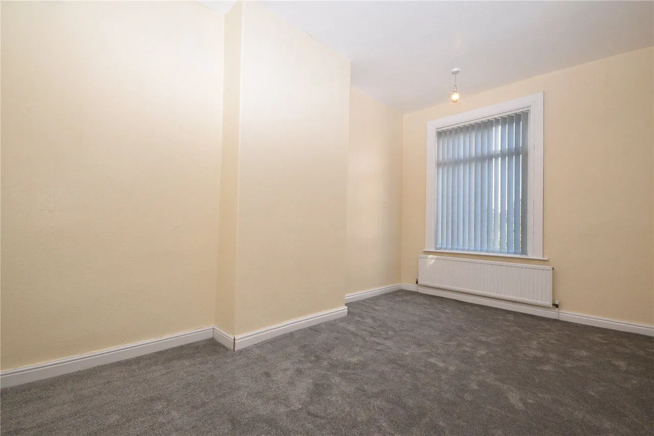 Cross Flatts Grove, Leeds, LS11, photo 10