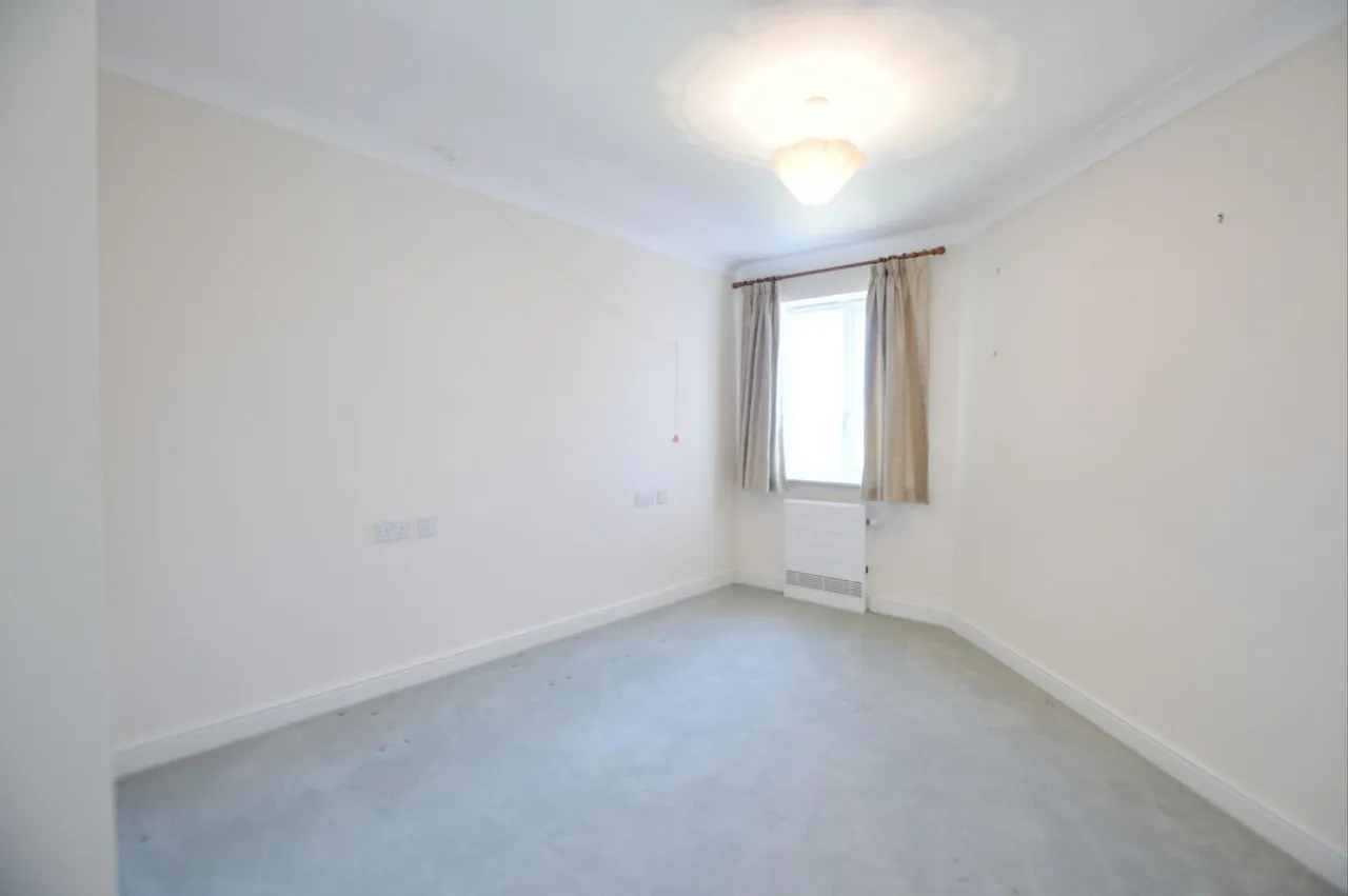 Browning Court, Bourne, PE10, photo 6