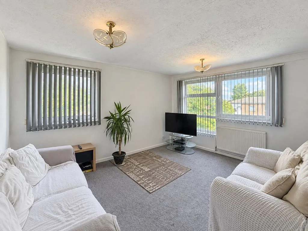 Millfield Avenue, Walsall, WS3, photo 2
