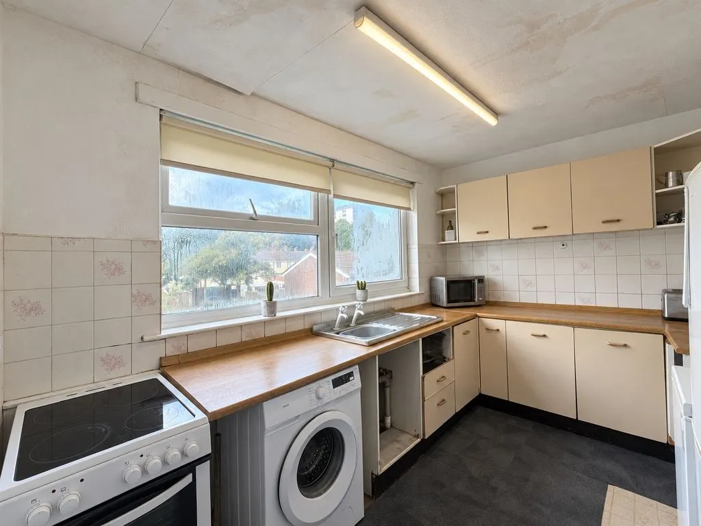 Millfield Avenue, Walsall, WS3, photo 3