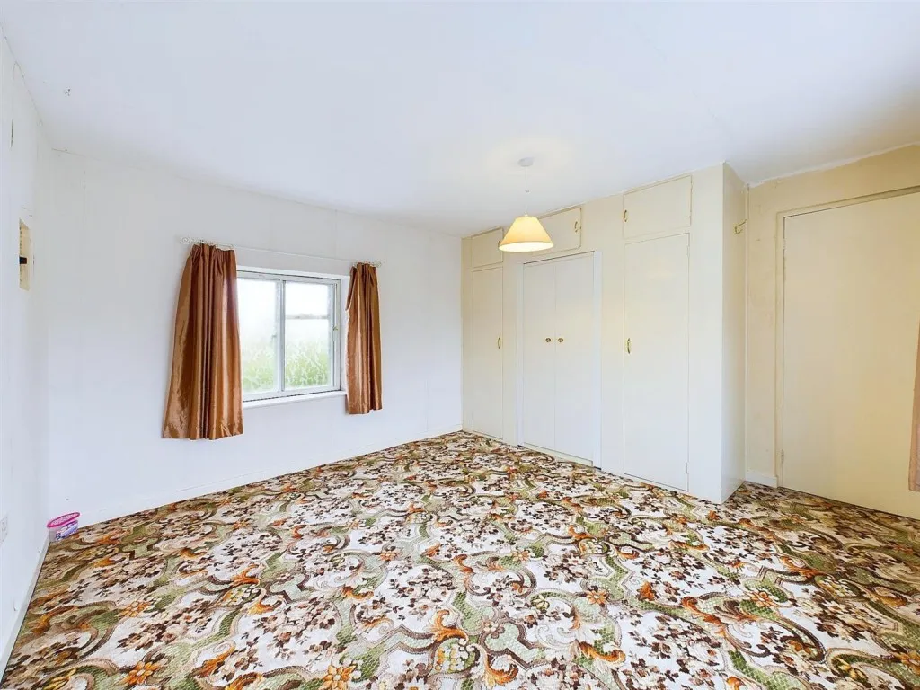 Church Road, Oldbury-On-Severn, BS35, photo 7