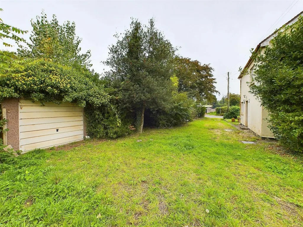 Church Road, Oldbury-On-Severn, BS35, photo 19