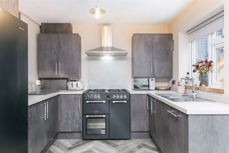 Godstone Road, Purley CR8 2AN, photo 7