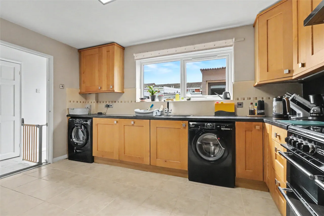 Churchill Crescent, South Molton, EX36, photo 4