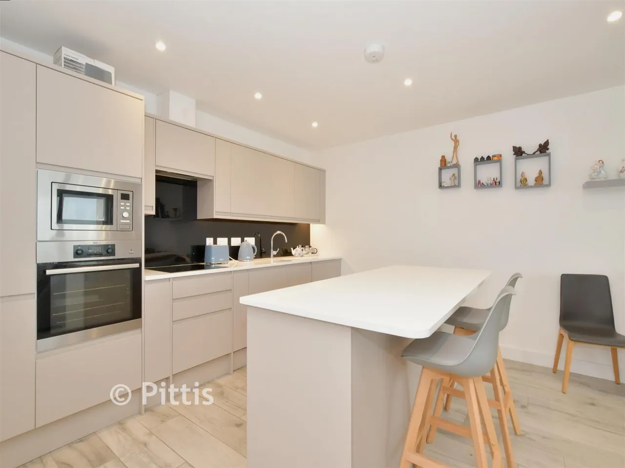 Grange Road, Sandown, PO36, photo 4