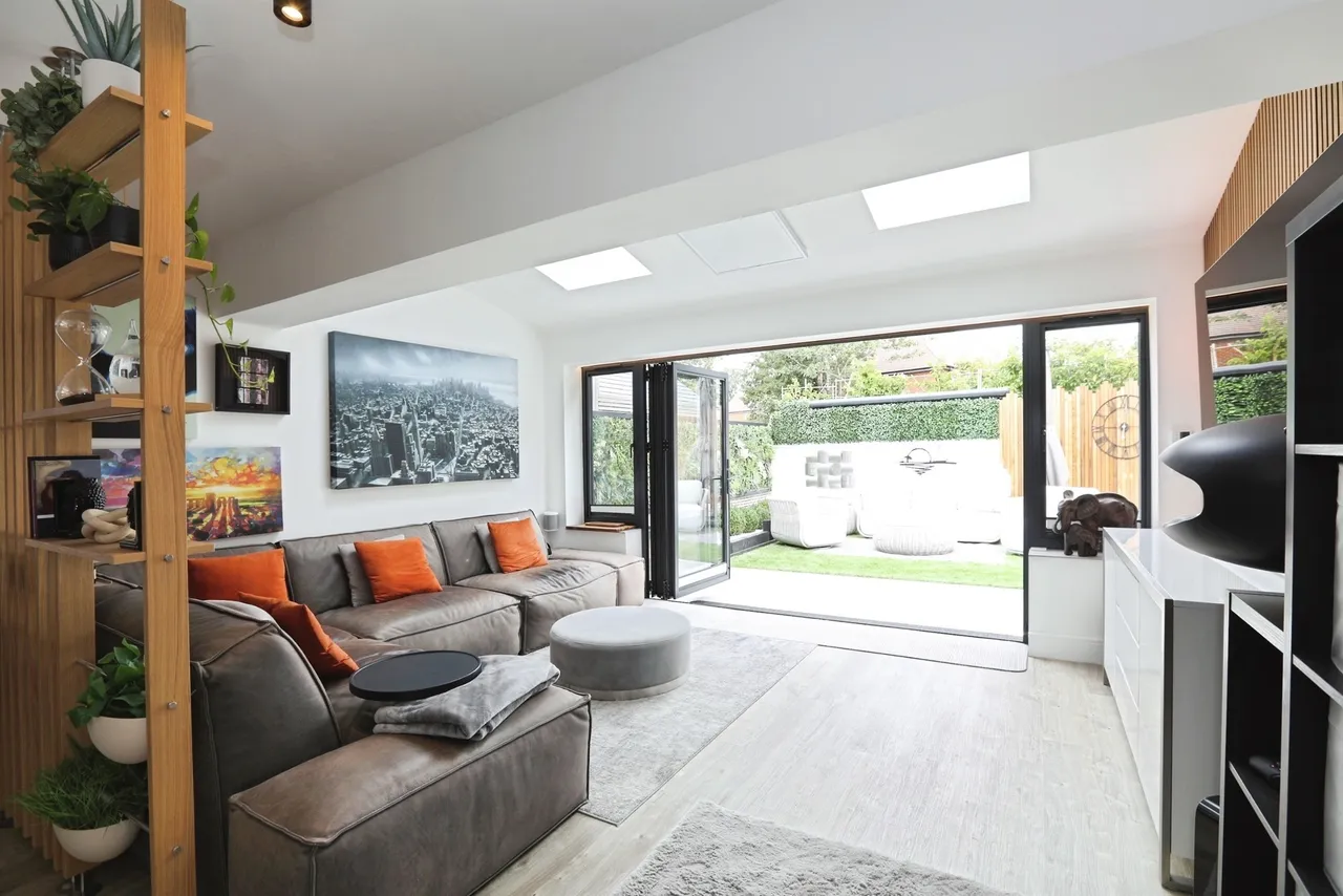 Sinden Heath, Felbridge, photo 6