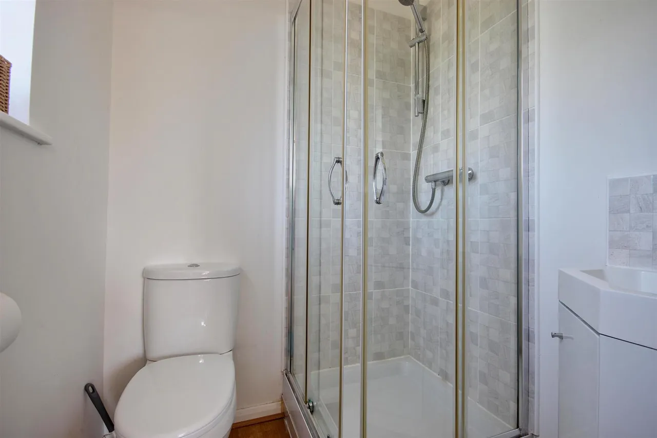 Cheyne Walk, Hornsea, photo 24