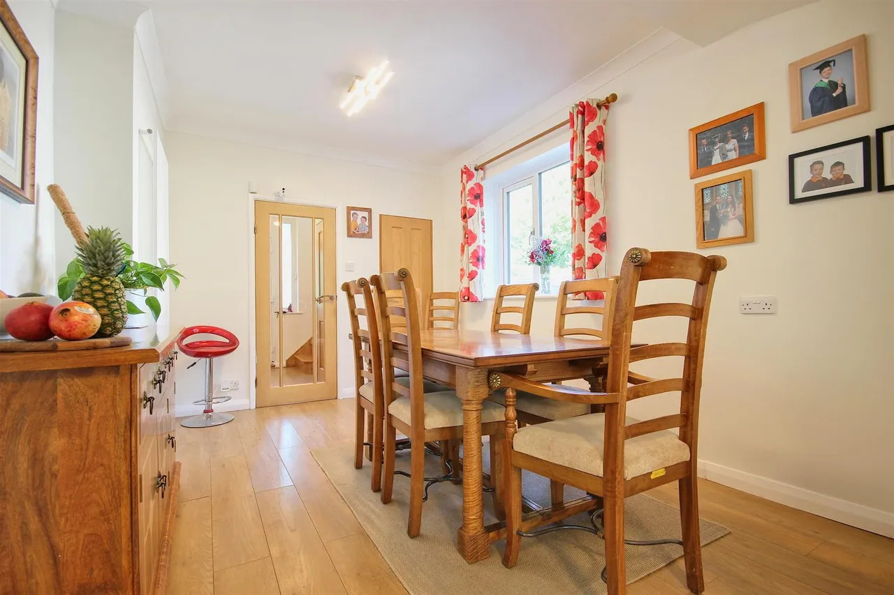 Cheyne Walk, Hornsea, photo 17