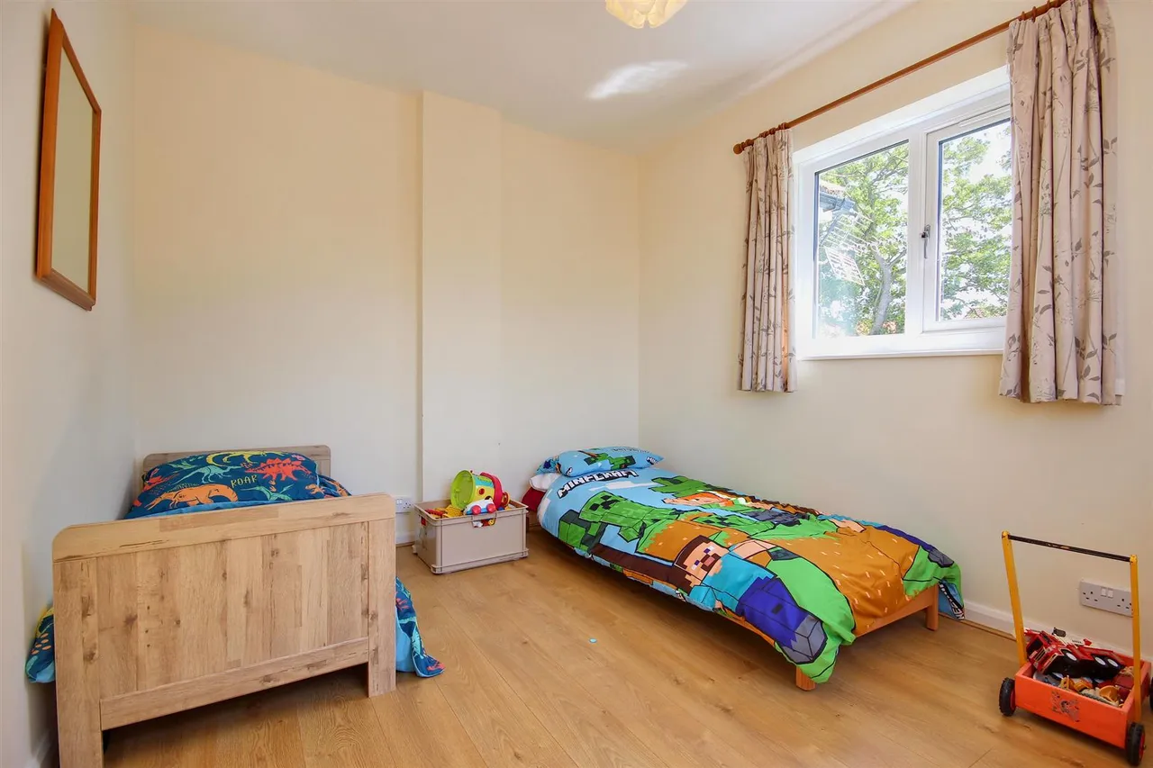Cheyne Walk, Hornsea, photo 26