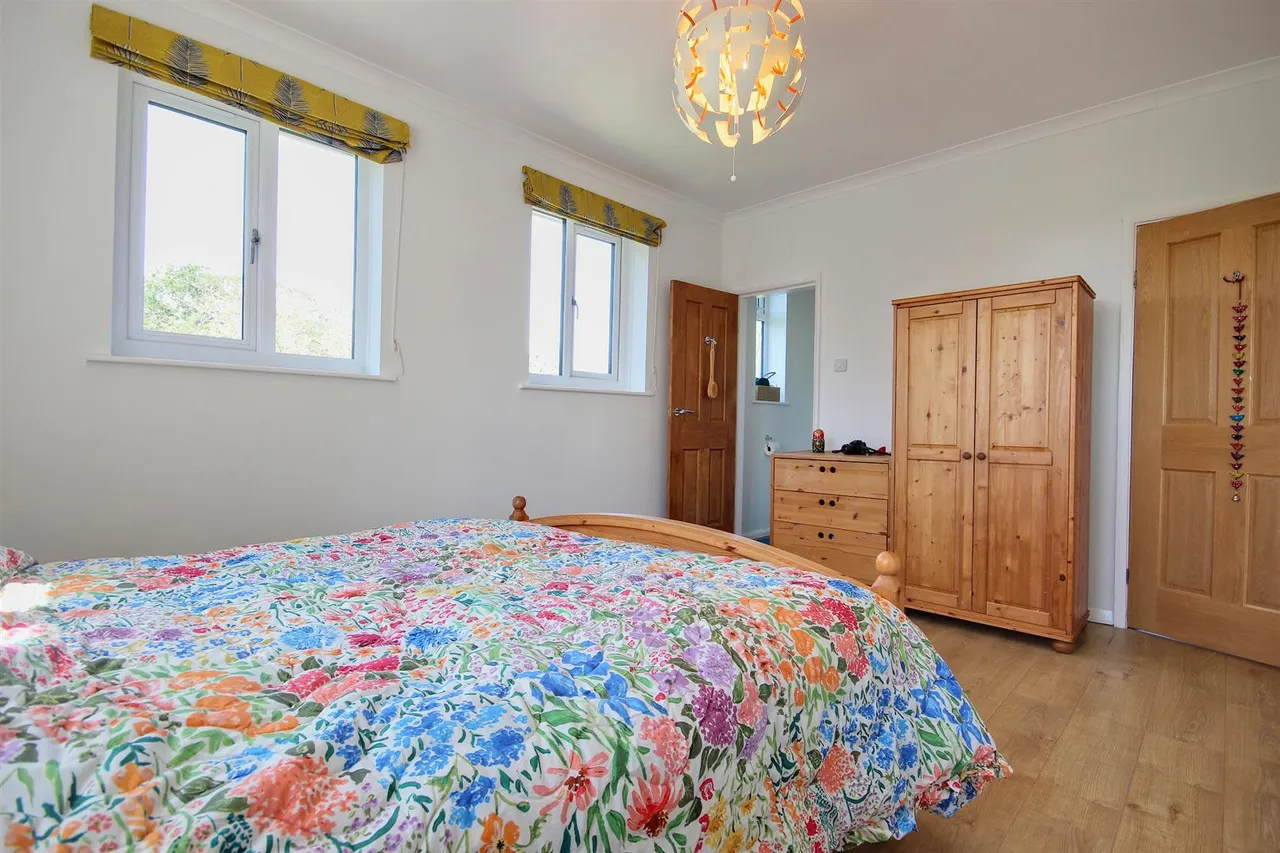 Cheyne Walk, Hornsea, photo 10