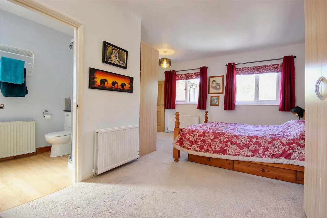 Cheyne Walk, Hornsea, photo 21
