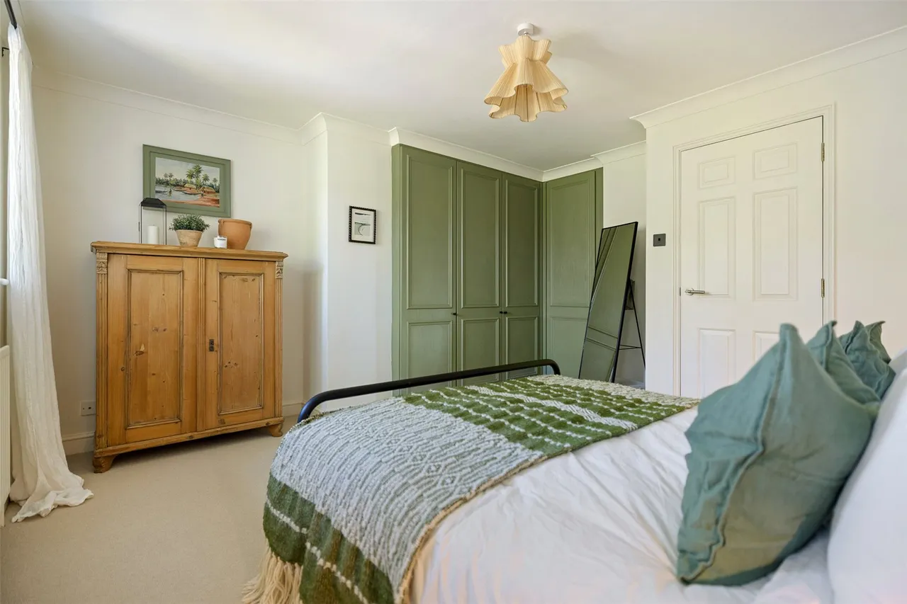 Haslemere Road, Fernhurst, GU27, photo 13