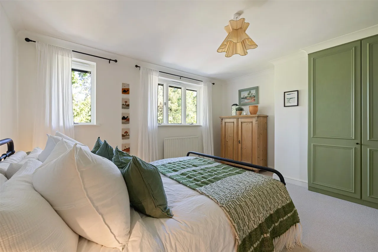 Haslemere Road, Fernhurst, GU27, photo 12