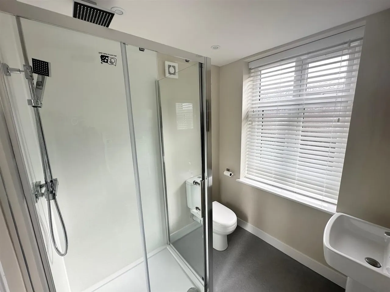 Gladstone Road, Altrincham, WA14, photo 9