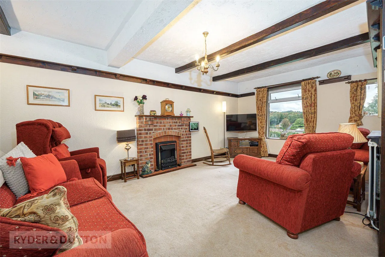 Miry Lane, Thongsbridge, HD9, photo 4