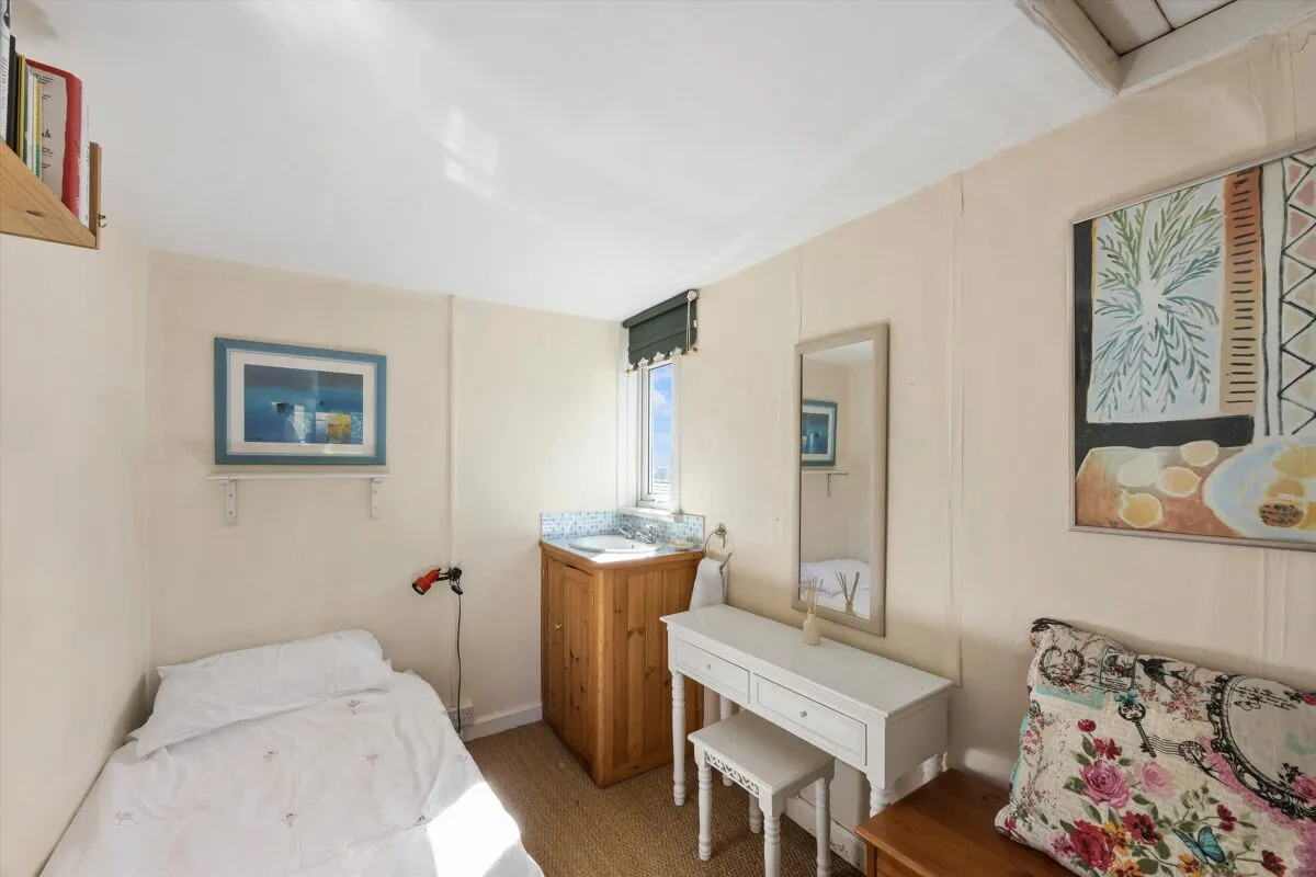 The Leigh, Gloucester, GL19, photo 15