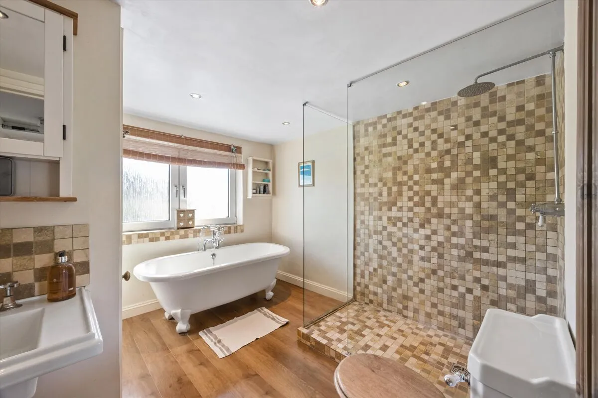 The Leigh, Gloucester, GL19, photo 16