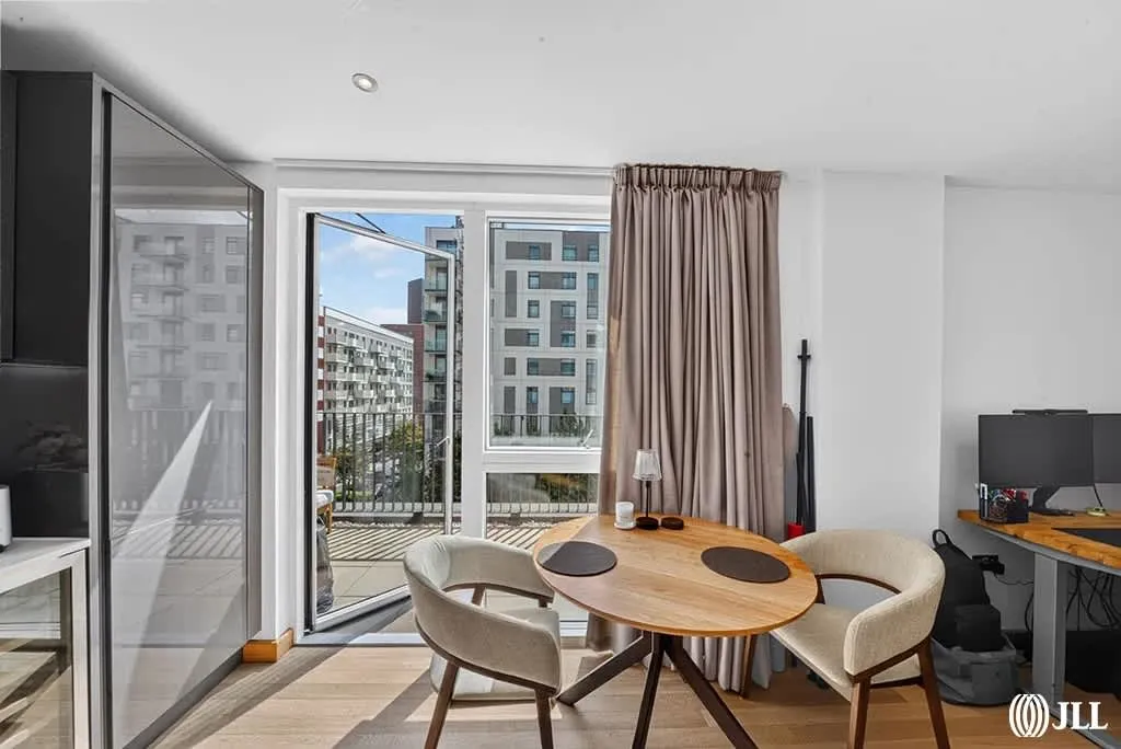 Madison Way, London, E20, photo 9