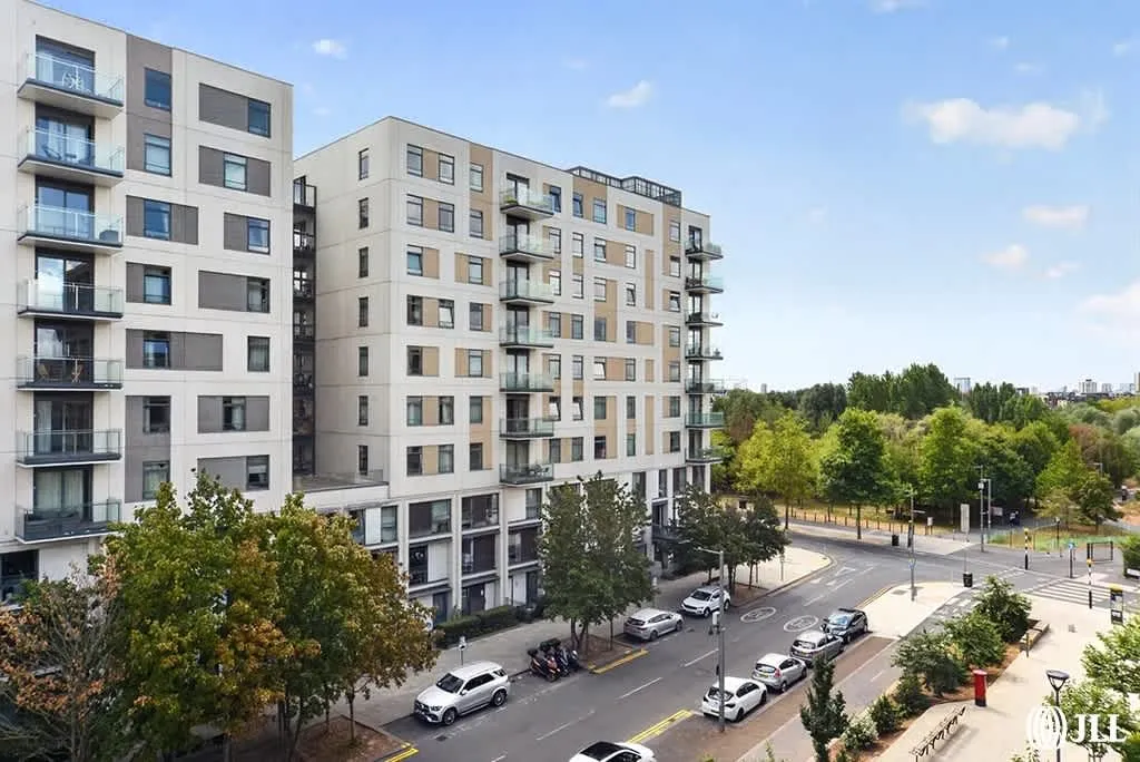 Madison Way, London, E20, photo 12