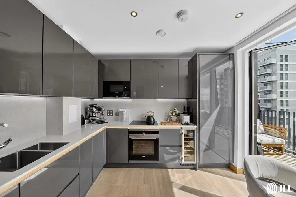Madison Way, London, E20, photo 8