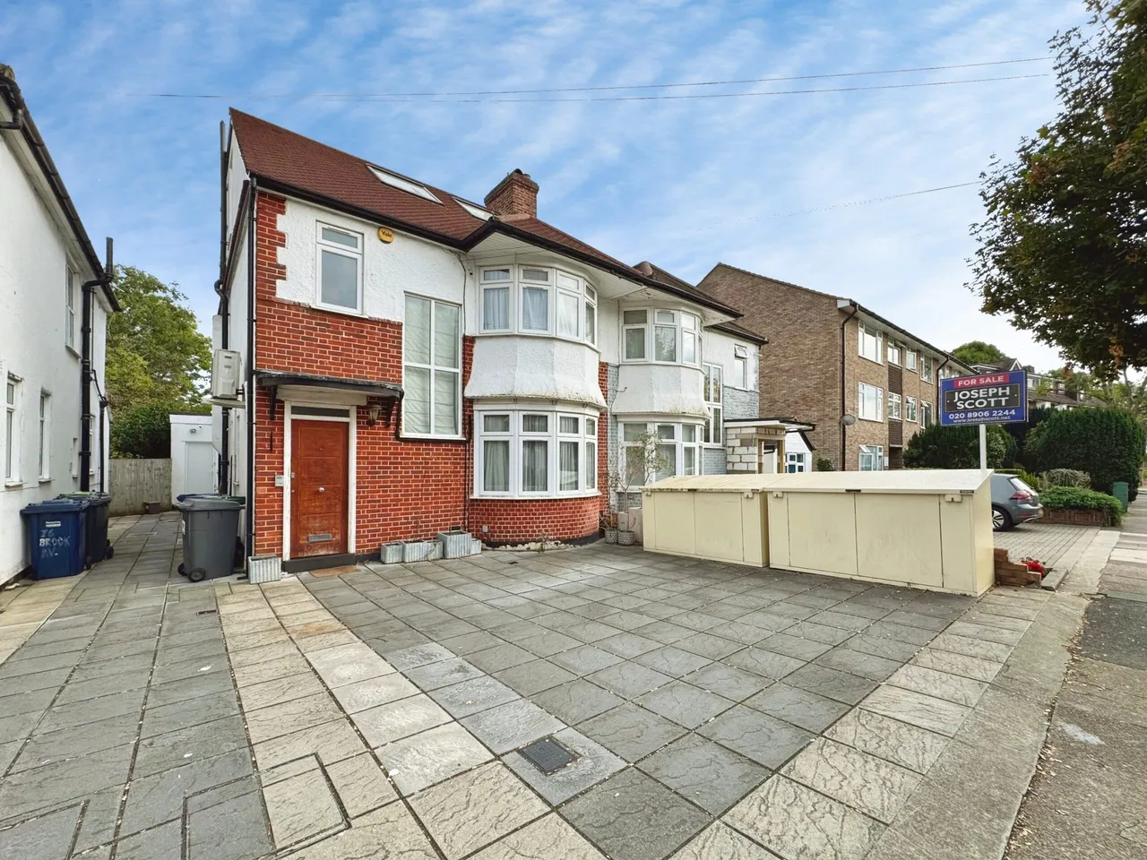 5 bed house to rent, Brook Avenue, Edgware, HA8