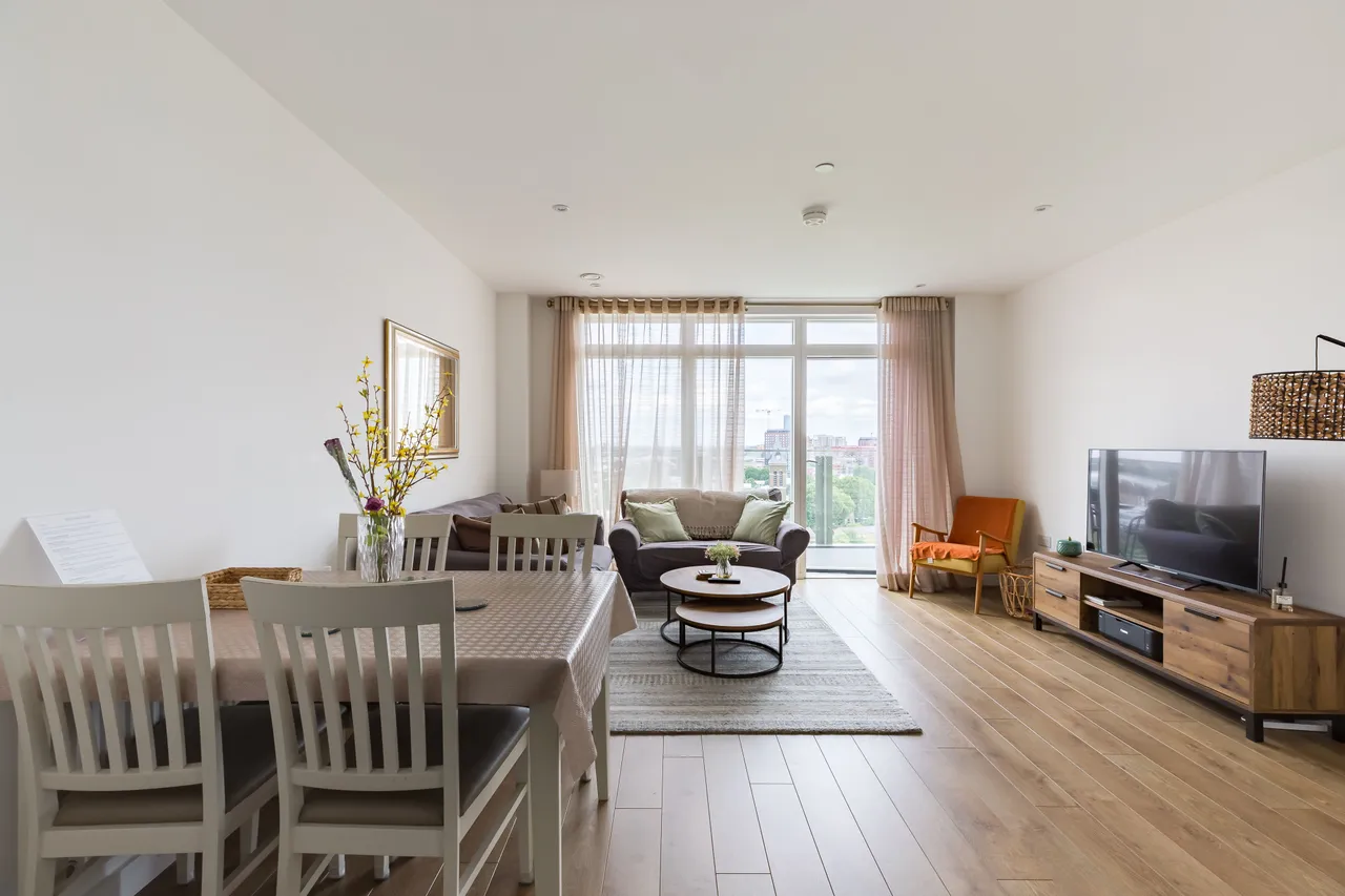 Flat 1001, Lamington Heights, 8 Madeira Street, London, photo 12