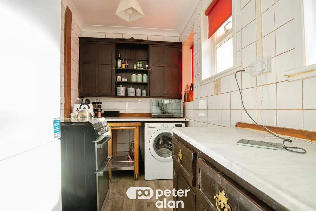 Clydesmuir Road, Cardiff, CF24, photo 3