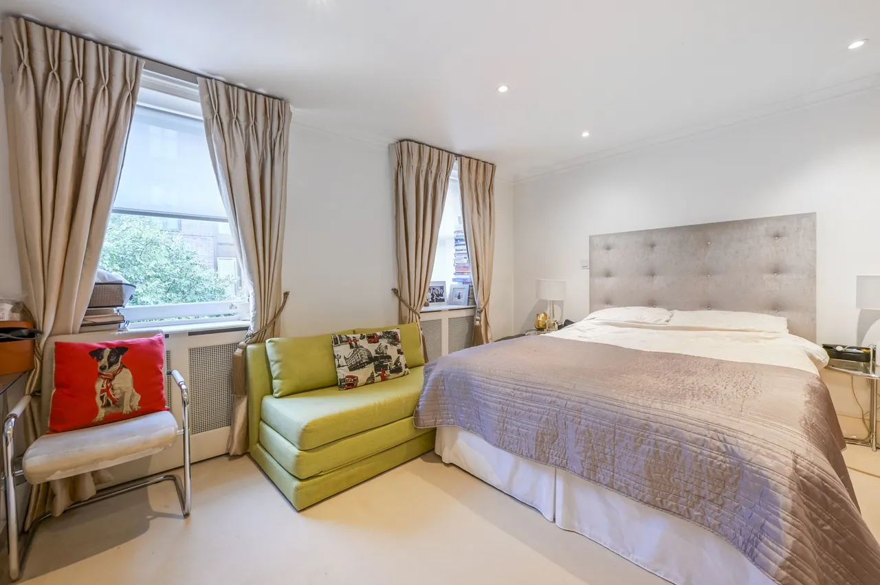 Flat 10 Haselbury House, 81 George Street, London, photo 3