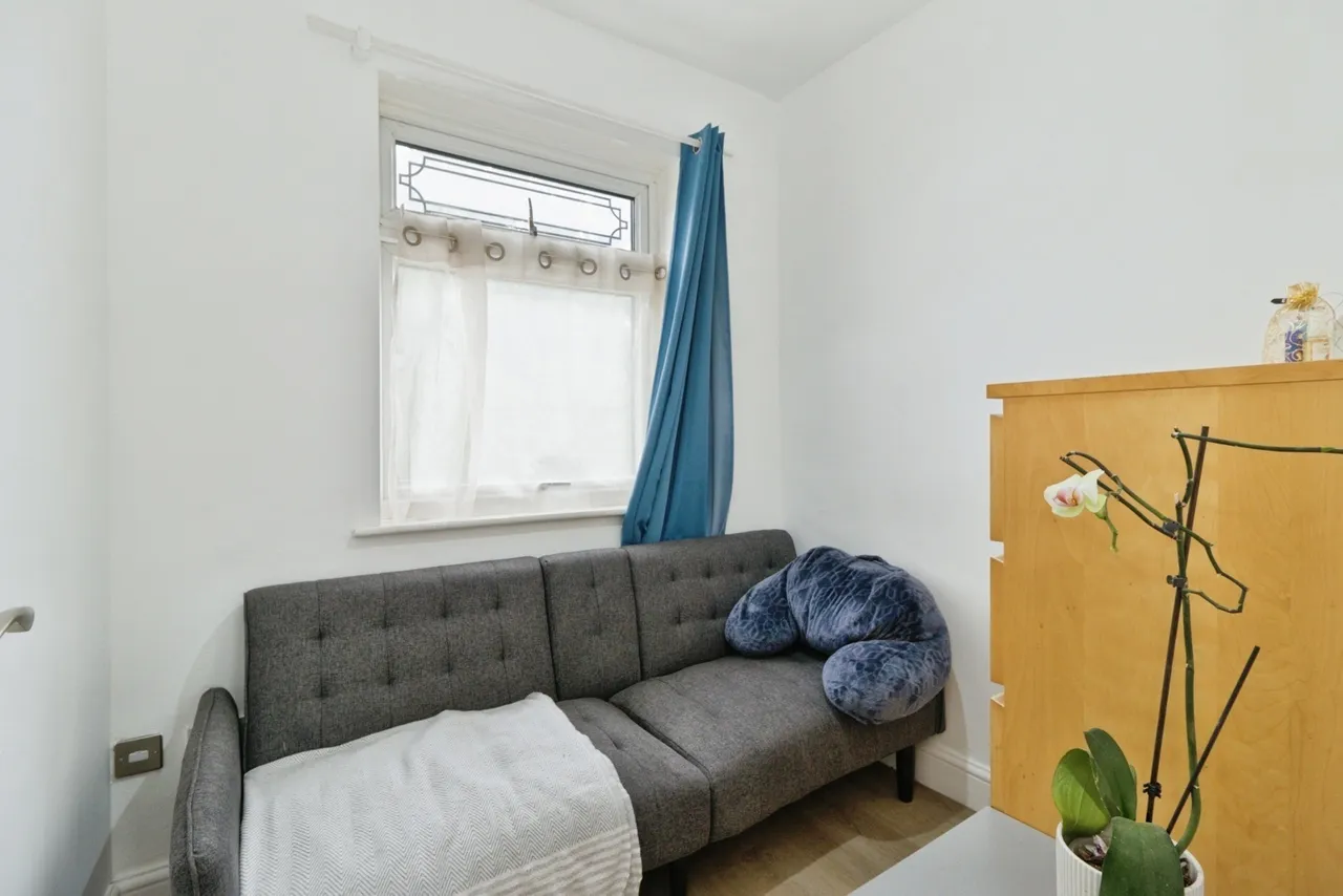 Bastion Road, London, SE2, photo 12