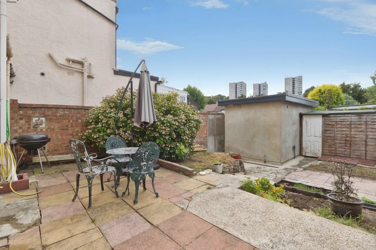 Bastion Road, London, SE2, photo 10