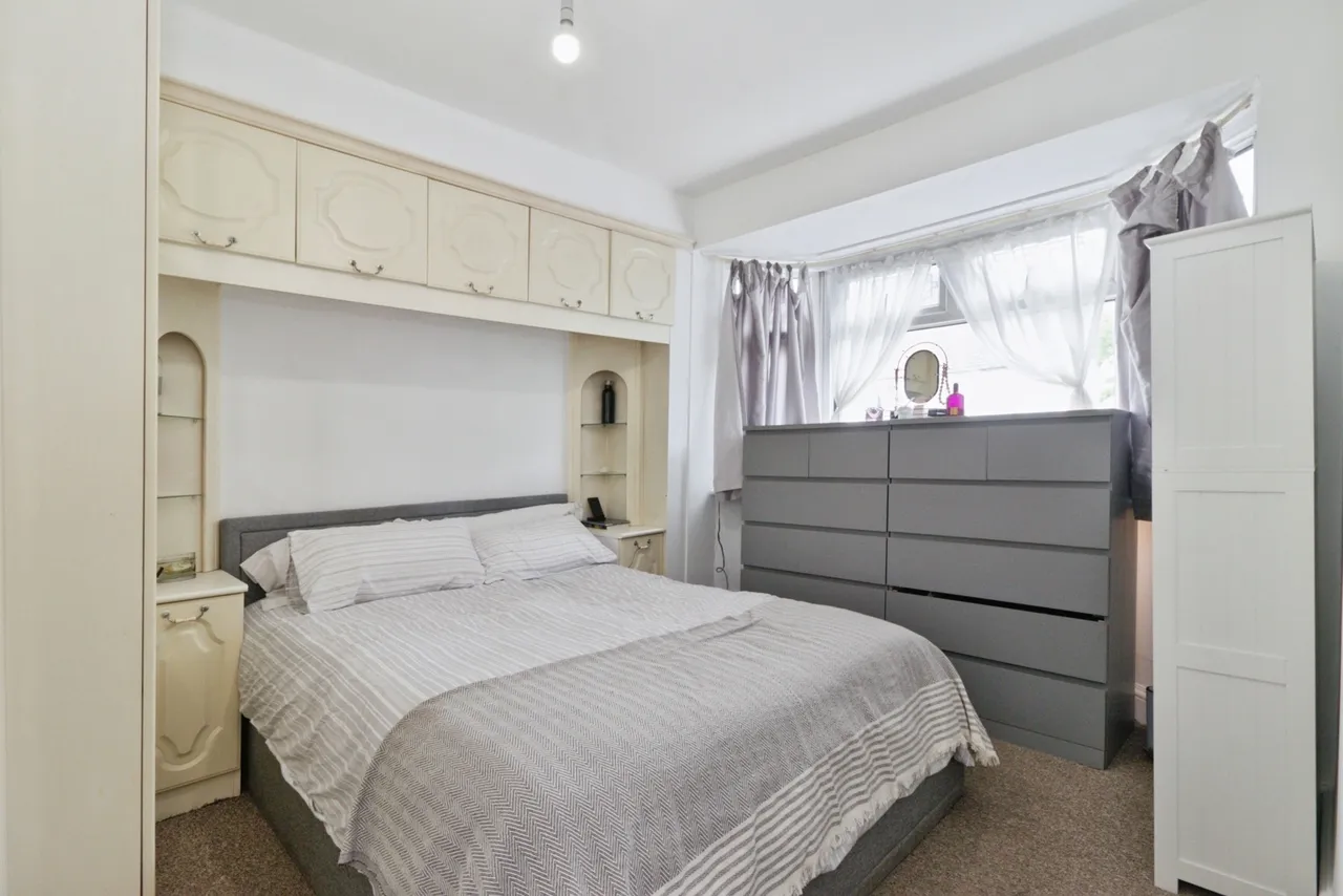 Bastion Road, London, SE2, photo 17